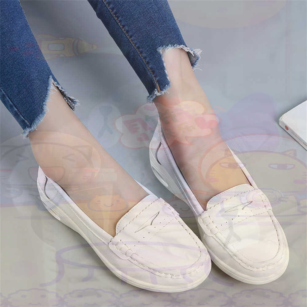 Travel Accessories For Women Gift Ideas - Soft SLIP-ON สตรีขนาดใหญ่รองเท้าเทนนิสสเก็ตบอร์ดสุภาพสตรีรองเท้าผ้าใบแบรนด์หรูกีฬาวิทยาลัย Drop Shipping