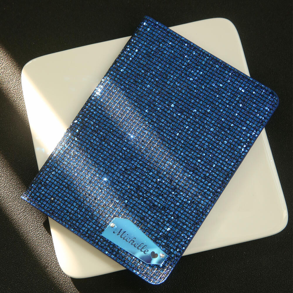 ปกหนังสือเดินทางสลักชื่อแบบกำห - Travel Accessories Hong Kong บทวิจารณ์และราคา