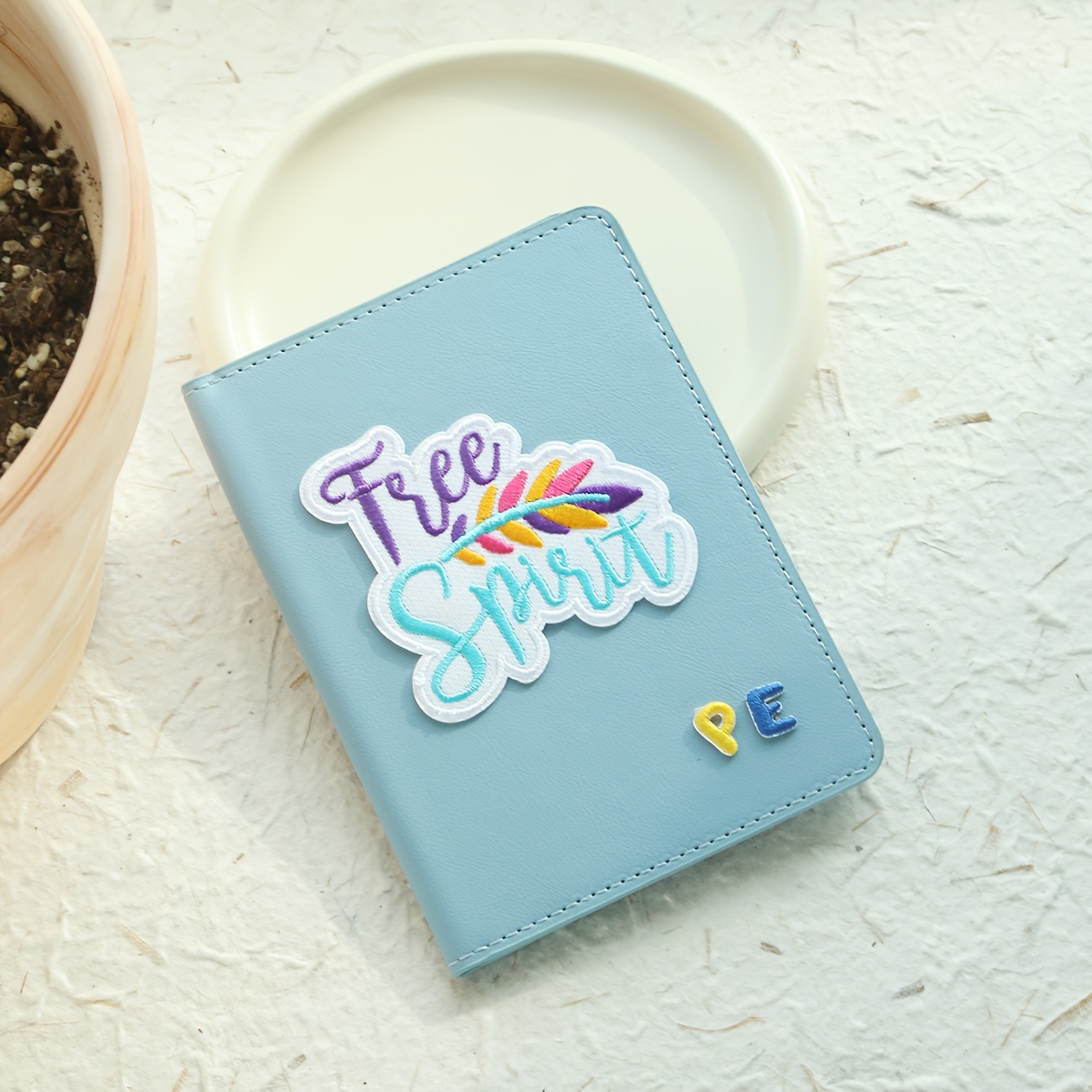ปกหนังสือเดินทางปักลายการ์ตูนพ - Travel Accessories Hong Kong บทวิจารณ์และราคา